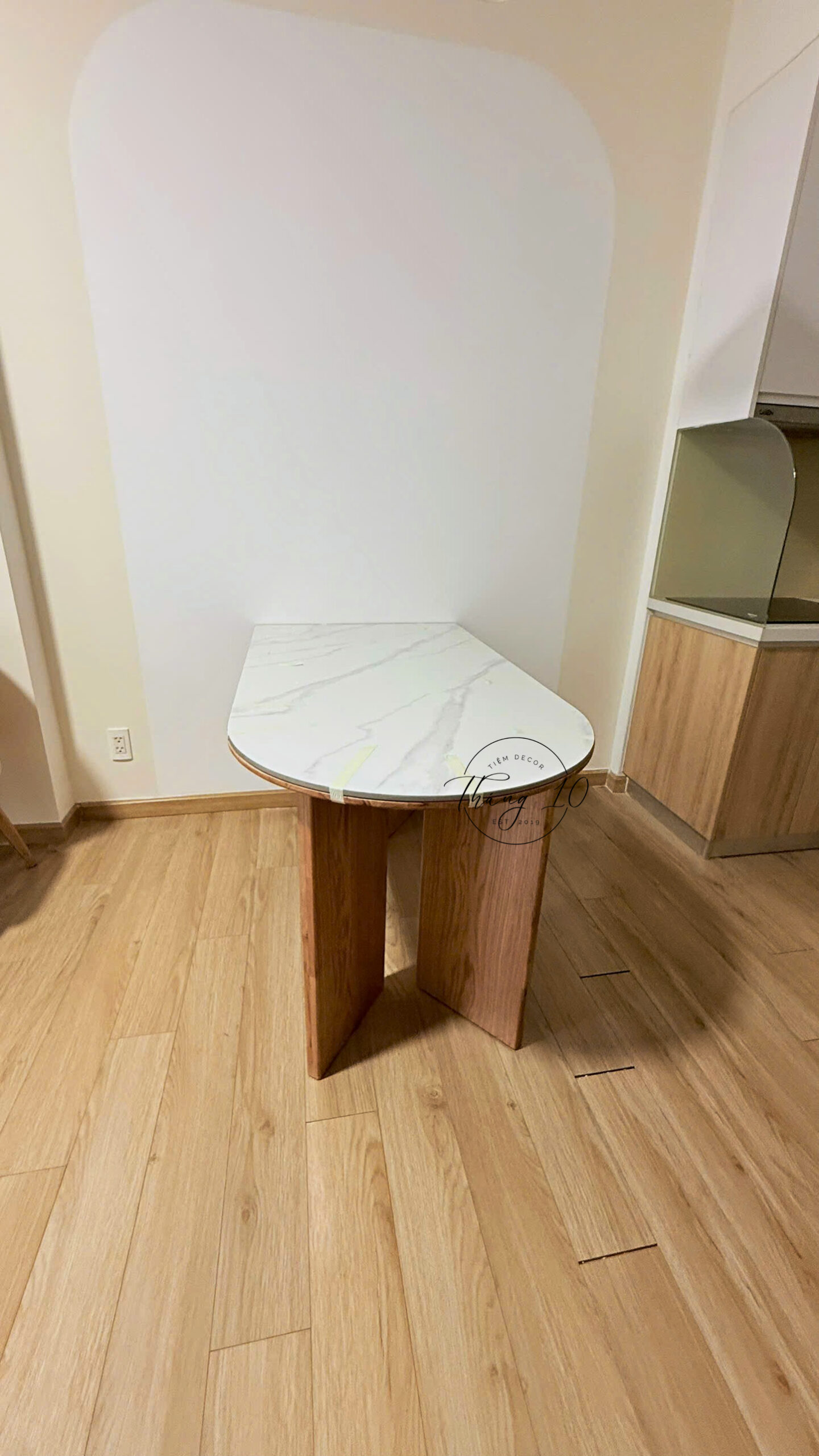 1m4 x 75, chân gỗ tự nhiên, mặt đá ceramic (2)