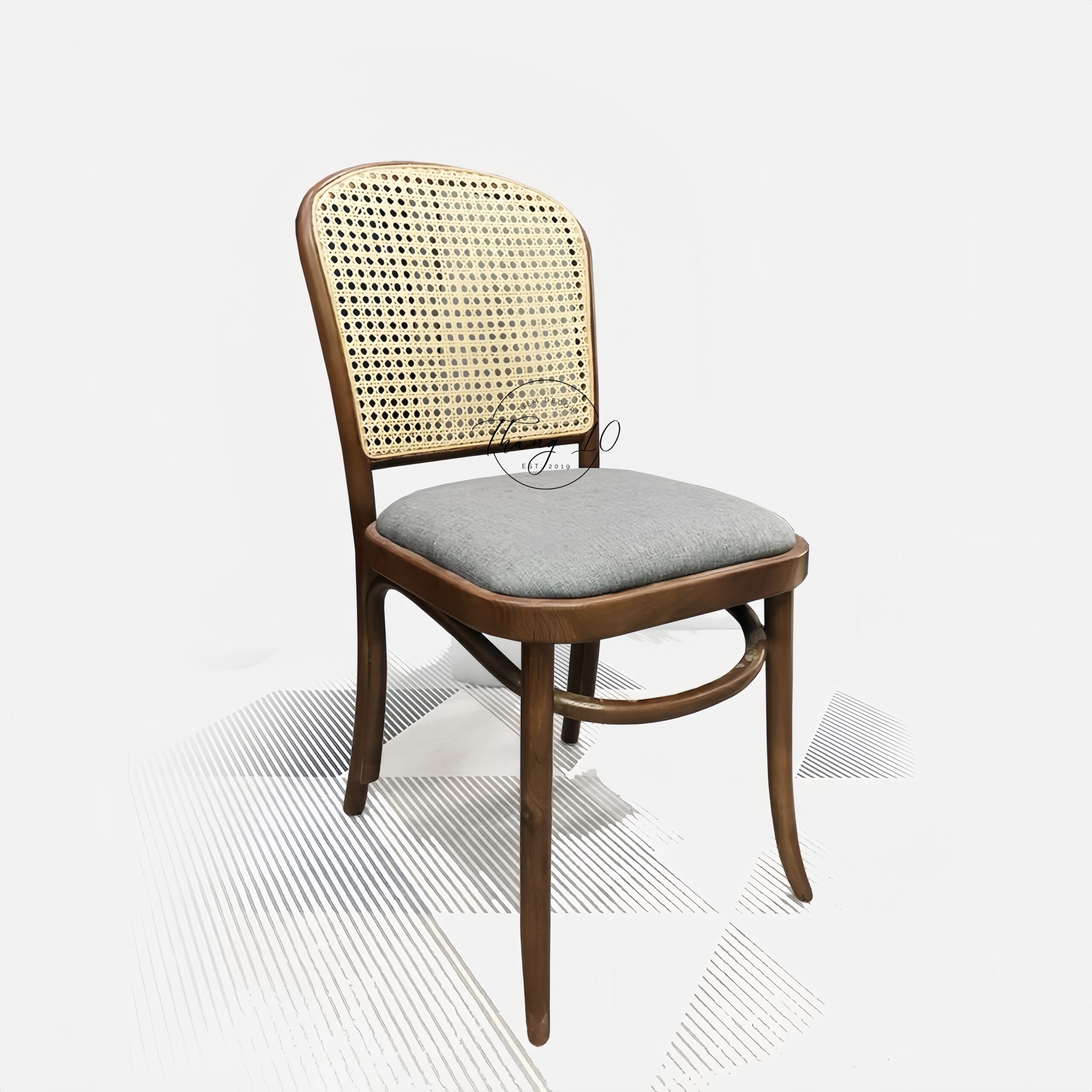 THONET 811 (1)