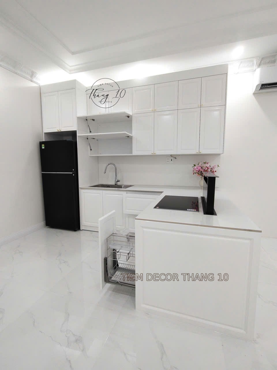 tủ bếp gỗ Ash tự nhiên, cánh chạy pano - bếp trên 3m3, bếp dưới 4m7 (8)